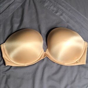 Nude strapless bra - Victoria Secret very sexy